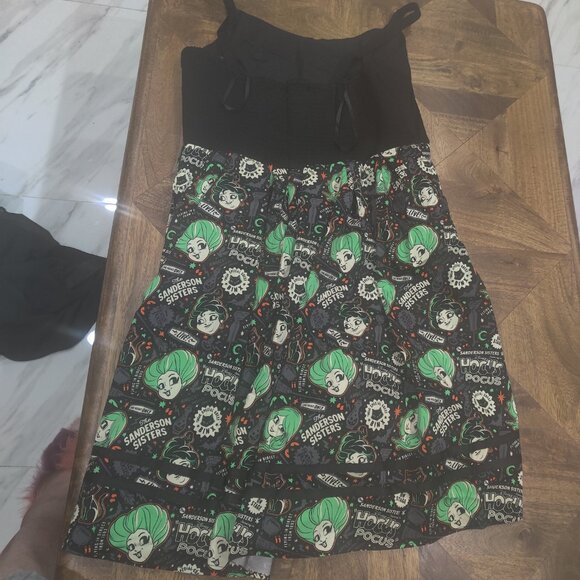 Disney  Dress Shoppe Hocus Pocus collection  dress  with cape size XL New - Picture 5 of 6